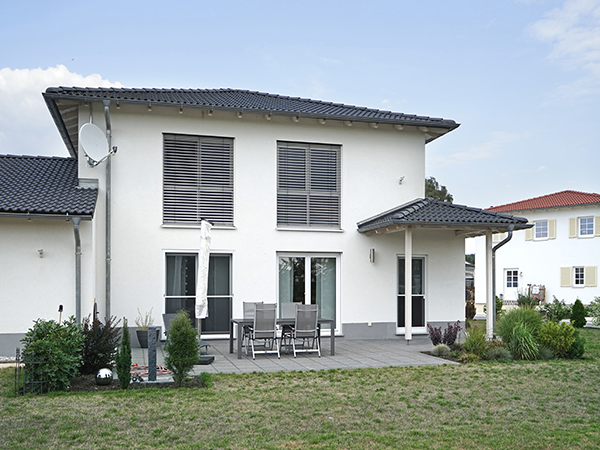 großzügig geschnittenes Haus mit zeitloser Architektur